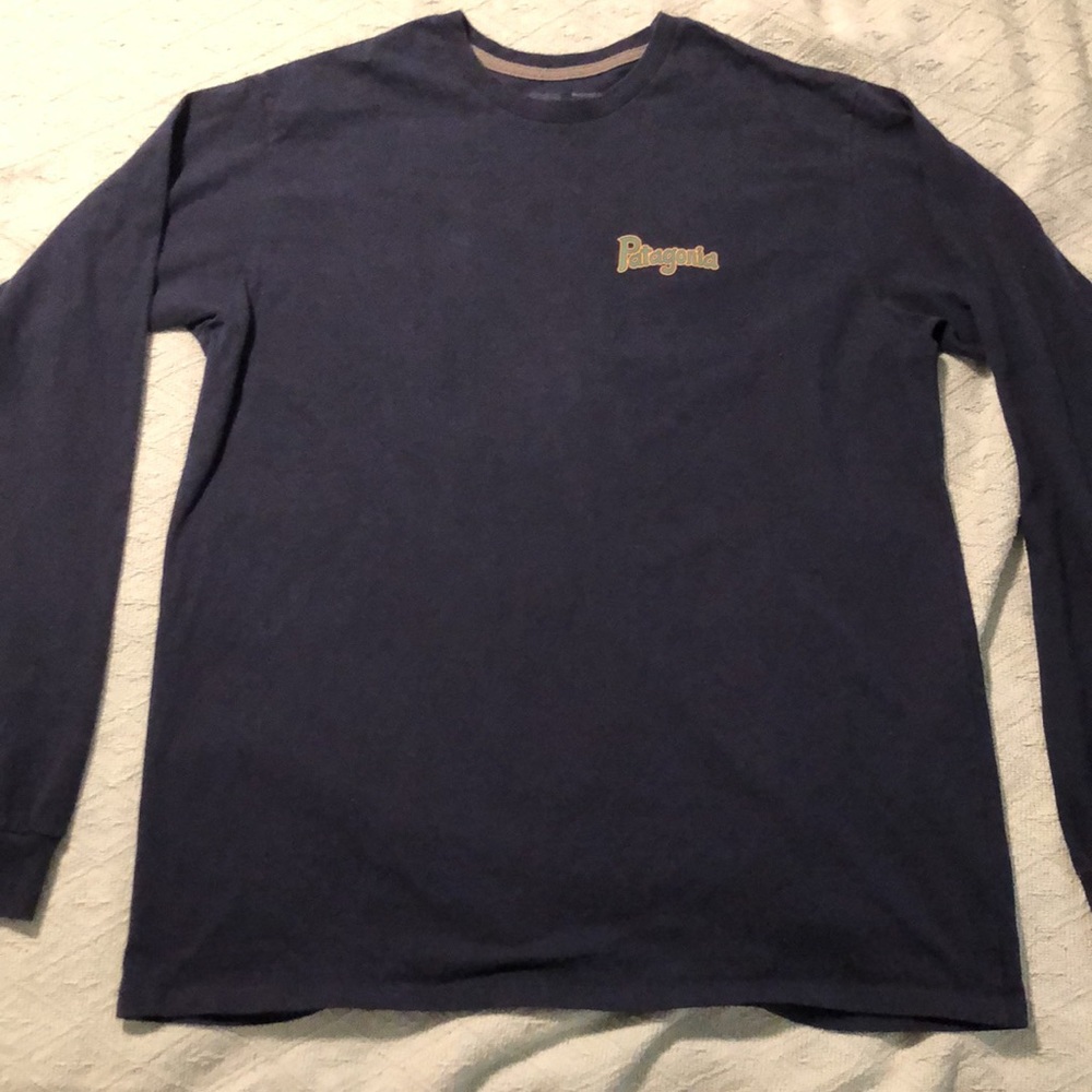 Patagonia “Defend It or Lose It”Medium Navy Long Sleeved Shirt